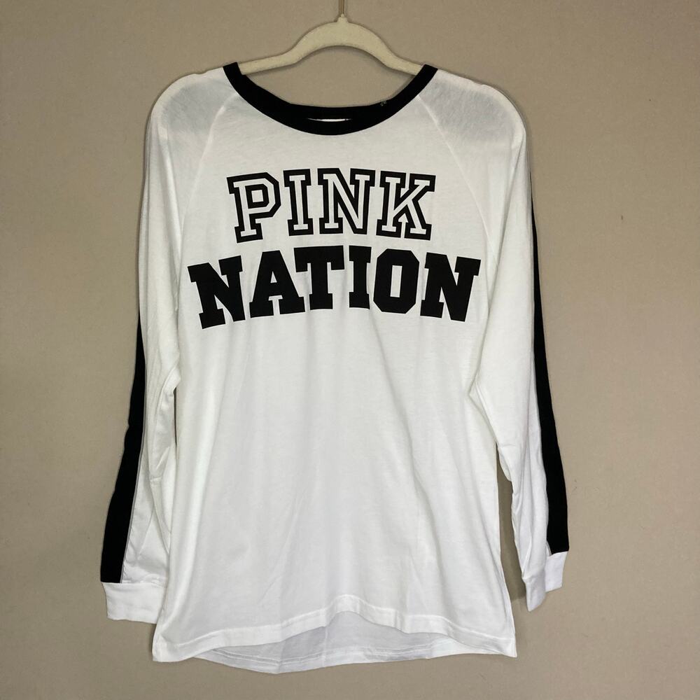 NEW Victoria's Secret PINK Campus Long Sleeve Tee Graphic Logo White Black Sz XS